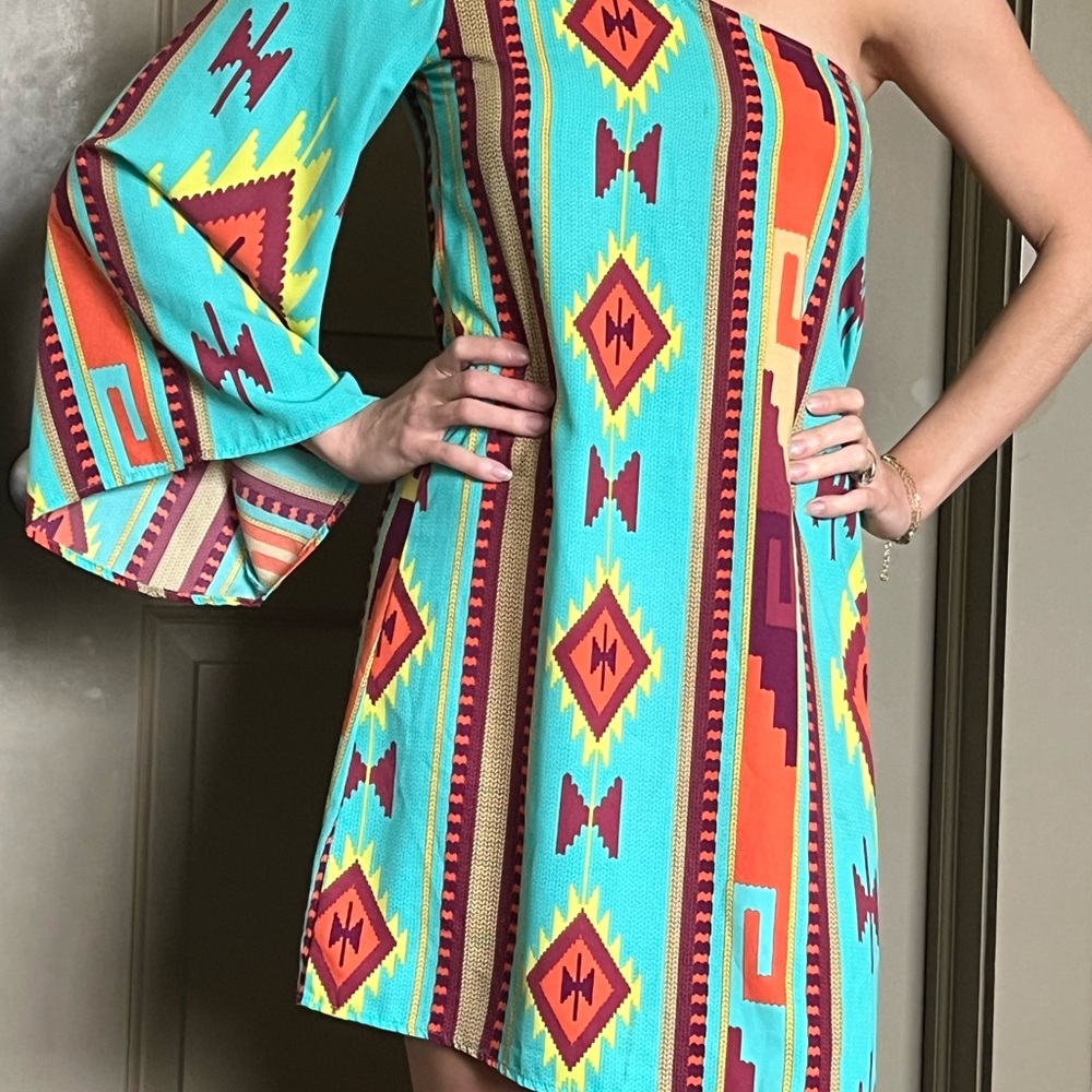 Vibrant Turquoise One-Shoulder Dress